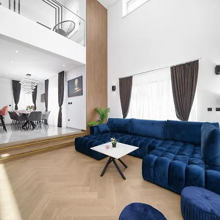 Smart Luxury Moonlight
